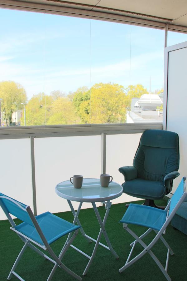 New Modern 4-Room Apartment With Big Balcony And Undeground Parking In Center Of ทาลลินน์ ภายนอก รูปภาพ