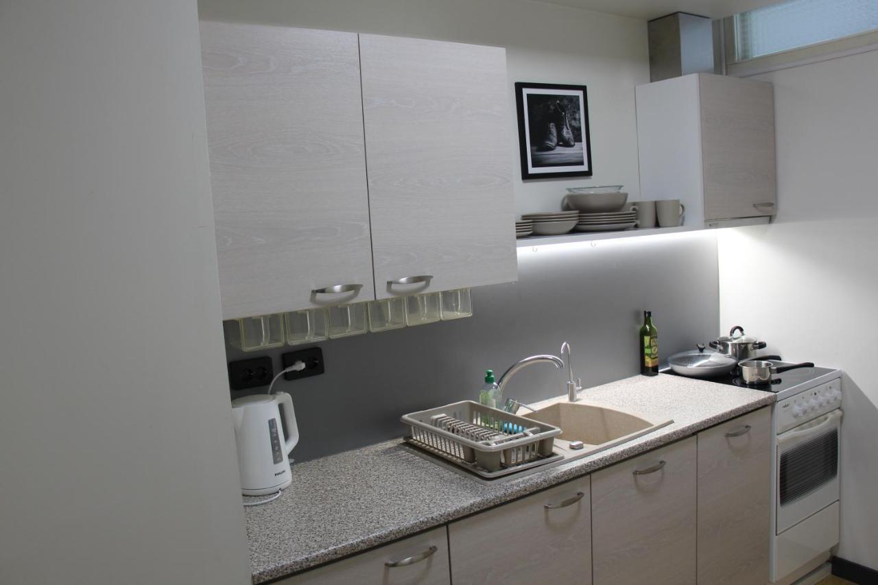 New Modern 4-Room Apartment With Big Balcony And Undeground Parking In Center Of ทาลลินน์ ภายนอก รูปภาพ